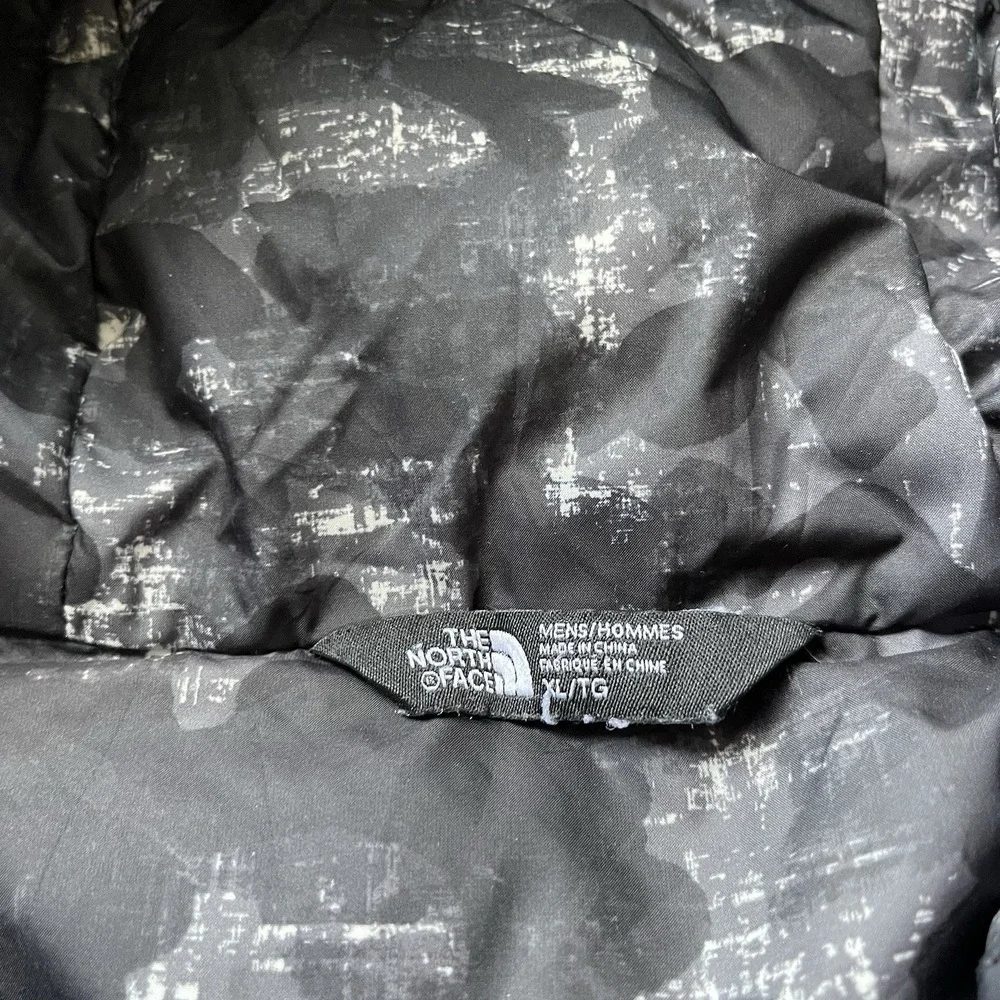The North Face 550 Down Puffer Jacket Hooded Black Mens XL Winter Coat
